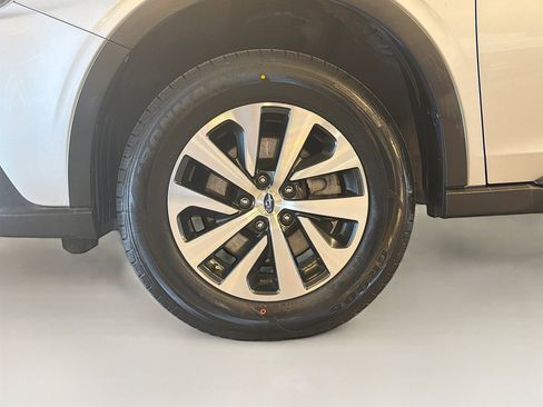 Used 2020 Subaru Outback image 11