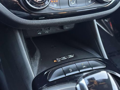 Certified 2024 Buick Envista Sport Touring w/ Convenience I Package image 28