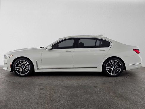 Used 2022 BMW 750i xDrive AWD/4WD image 6