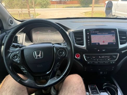 Used 2016 Honda Pilot Elite image 32