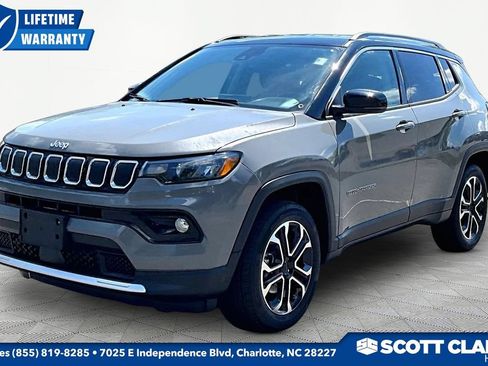 Used 2022 Jeep Compass Limited AWD/4WD image 3