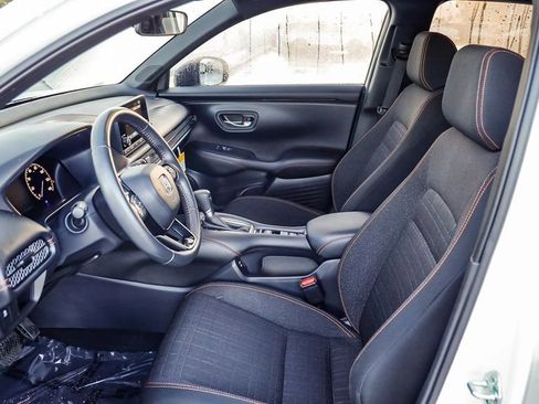 Used 2024 Honda HR-V Sport image 21