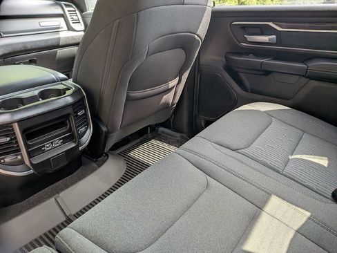 Used 2023 RAM 1500 Big Horn AWD/4WD image 34