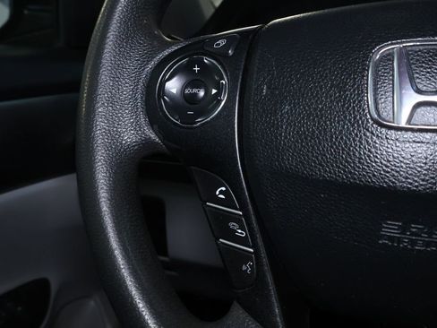 Used 2015 Honda Accord LX image 19