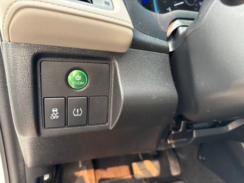 Used 2022 Honda HR-V LX image 25
