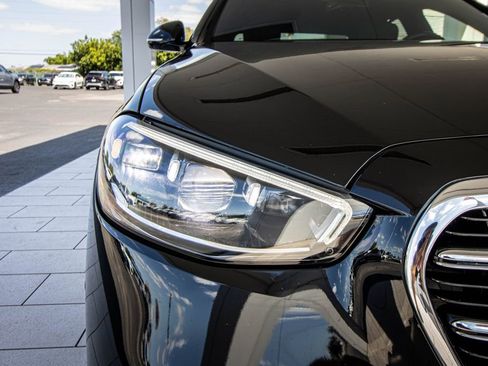 Used 2023 Mercedes-Benz S 500 4MATIC image 6