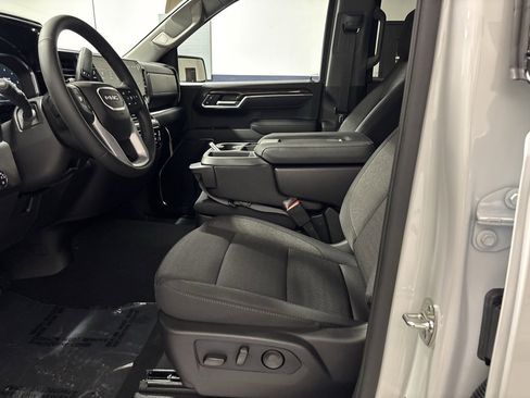 New 2026 GMC Sierra 1500 Elevation image 26