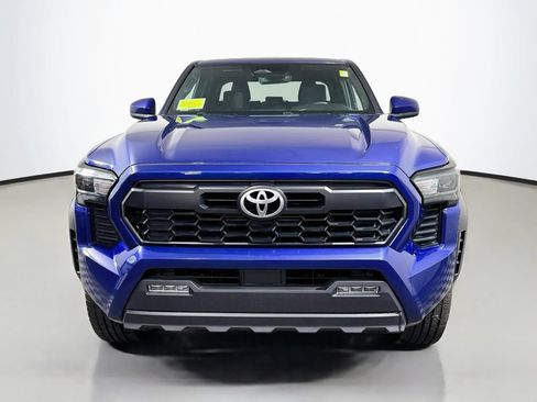 Used 2024 Toyota Tacoma TRD Off-Road AWD/4WD image 9