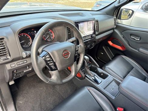 Used 2023 Nissan Frontier Pro-X w/ Pro-X Premium Package image 18