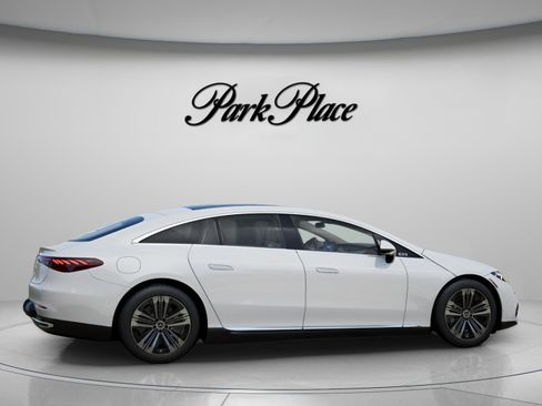 Certified 2023 Mercedes-Benz EQS 450+ Sedan image 24