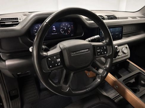 Used 2020 Land Rover Defender 110 X AWD/4WD image 9