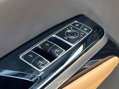 Used 2025 Cadillac Escalade ESV Premium Luxury w/ Touring Package AWD/4WD image 28