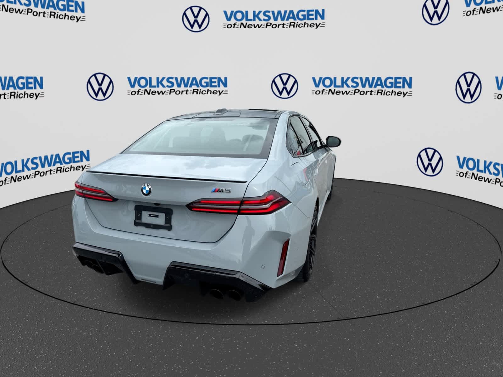 Used 2026 BMW M5 AWD/4WD image 14