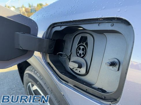 New 2026 Chevrolet Equinox EV LT image 39