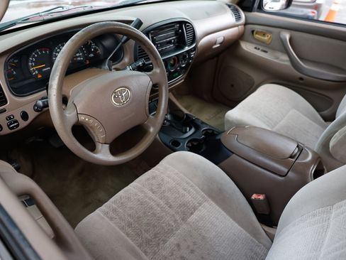 Used 2004 Toyota Tundra Limited image 4