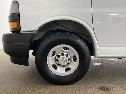 Used 2025 Chevrolet Express 2500 Extended w/ Driver Convenience Package image 11