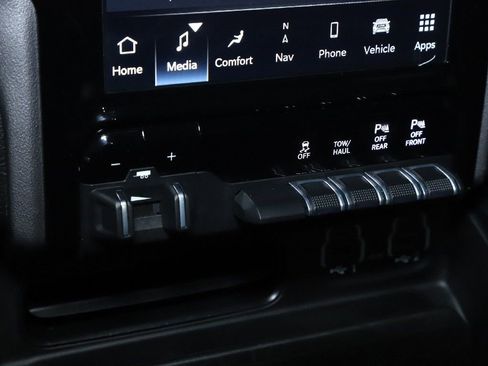 Certified 2023 RAM 1500 Big Horn image 26