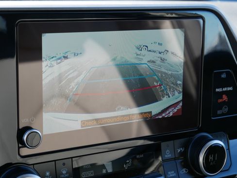 Certified 2026 Toyota Highlander XLE image 30