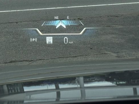 Used 2023 BMW 760i xDrive w/ Executive Package image 56