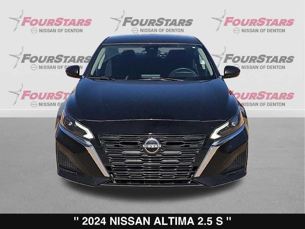 Used 2024 Nissan Altima 2.5 S FWD image 10