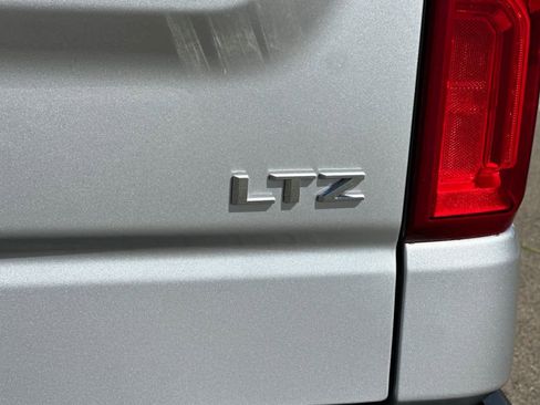 Used 2021 Chevrolet Silverado 1500 LTZ image 31