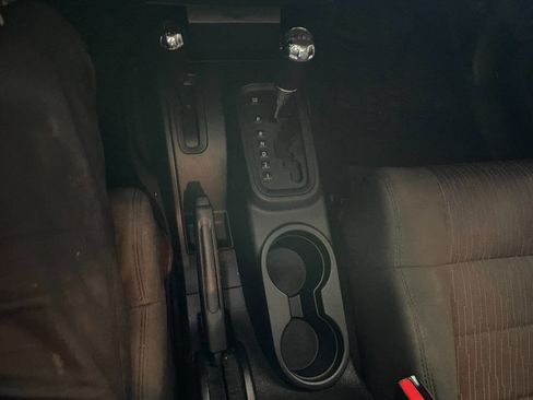 Used 2011 Jeep Wrangler Unlimited Sahara w/ Dual Top Group image 35