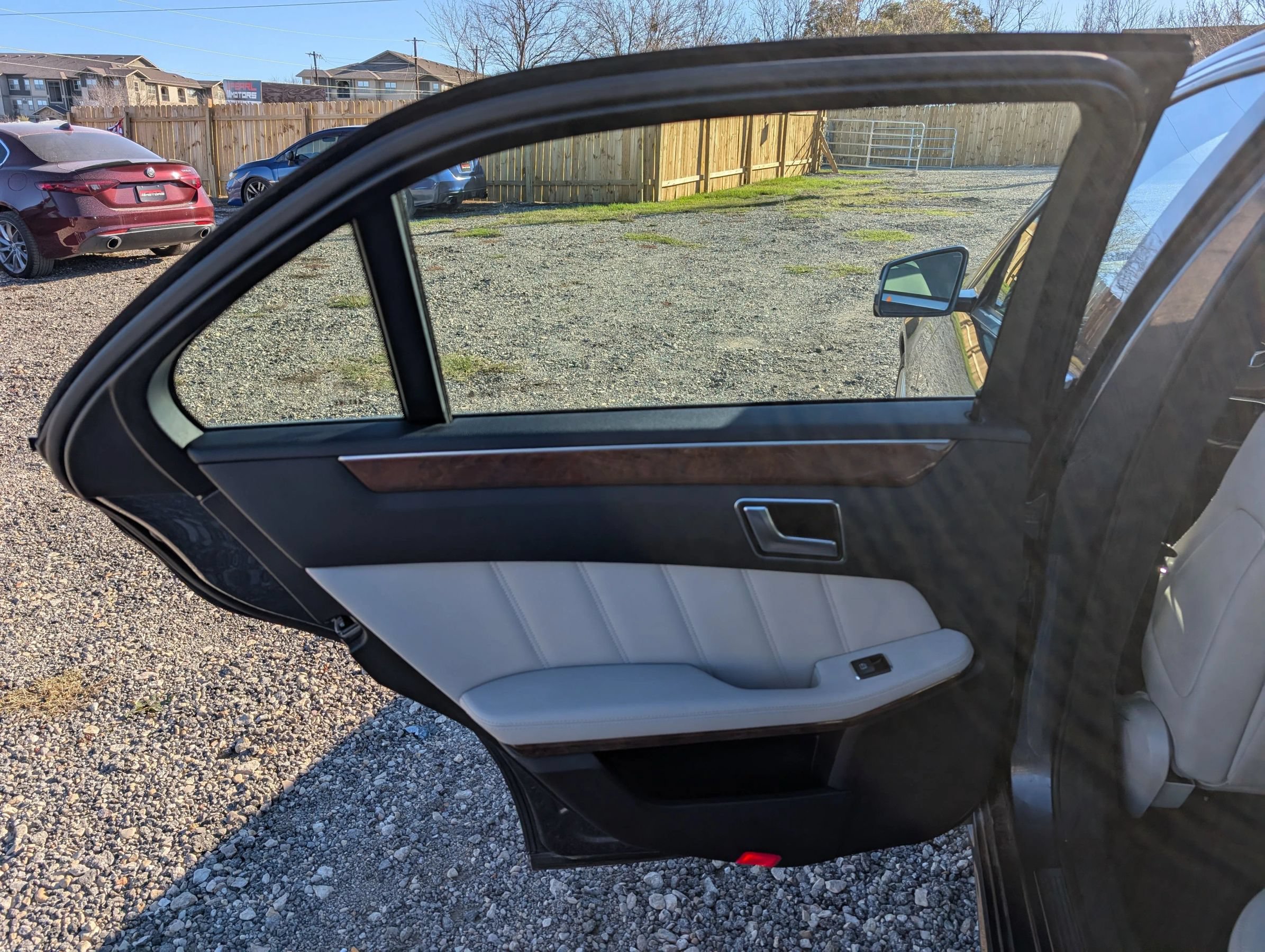 Used 2013 Mercedes-Benz E 350 Sedan image 30