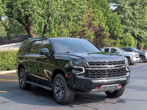 Used 2021 Chevrolet Tahoe Z71 w/ Z71 Signature Package AWD/4WD image 9