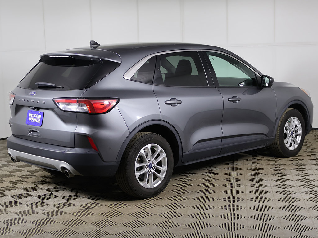 Used 2022 Ford Escape SE w/ Convenience Package FWD image 8