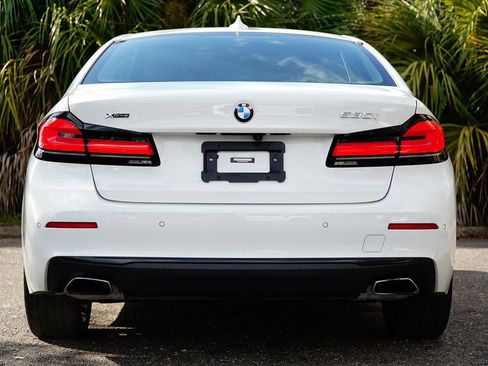 Used 2022 BMW 530i xDrive w/ M Sport Package image 6