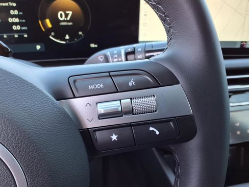 New 2025 Hyundai Tucson SEL image 28