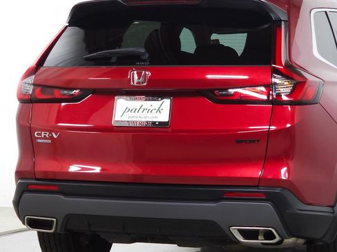 Used 2025 Honda CR-V Sport image 9