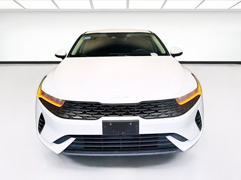 Used 2022 Kia K5 LXS FWD image 2