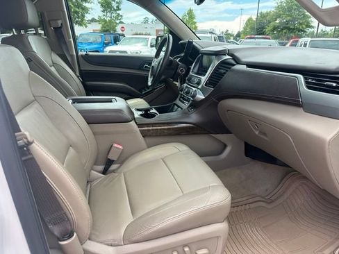 Used 2017 Chevrolet Tahoe LT RWD image 4