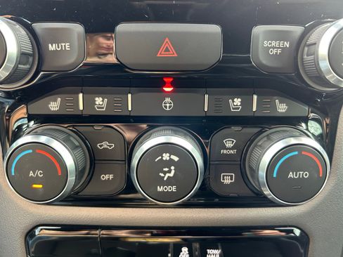 Used 2023 RAM 1500 Laramie image 22