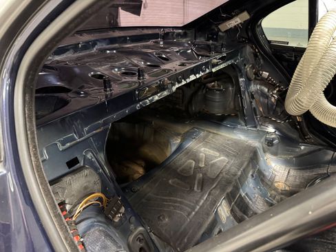 Used 2003 BMW 325i Sedan image 75