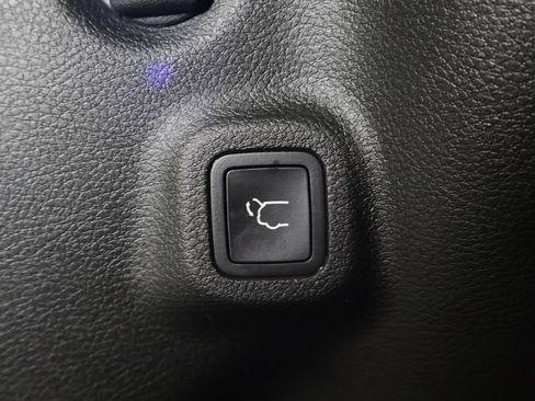 Used 2022 Jeep Compass Latitude w/ Convenience Group image 18