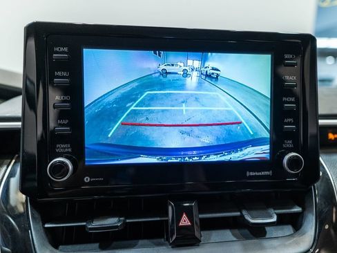 Used 2022 Toyota Corolla LE FWD image 26