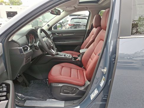 New 2025 MAZDA CX-5 Carbon Edition image 13
