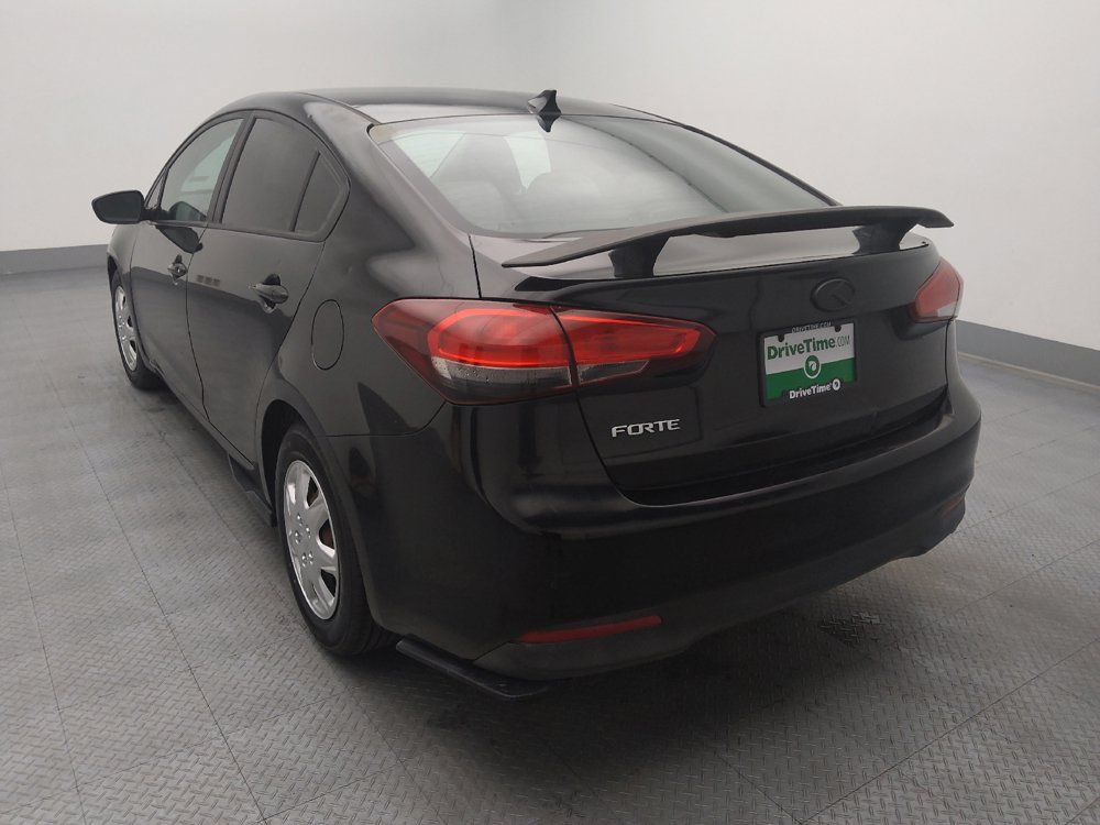 Used 2017 Kia Forte LX FWD image 5