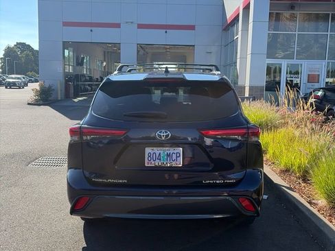 Used 2020 Toyota Highlander Limited AWD/4WD image 6