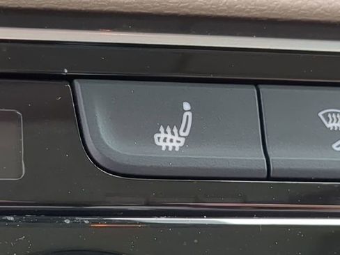 Used 2019 Volkswagen Atlas SEL R-Line AWD/4WD image 28