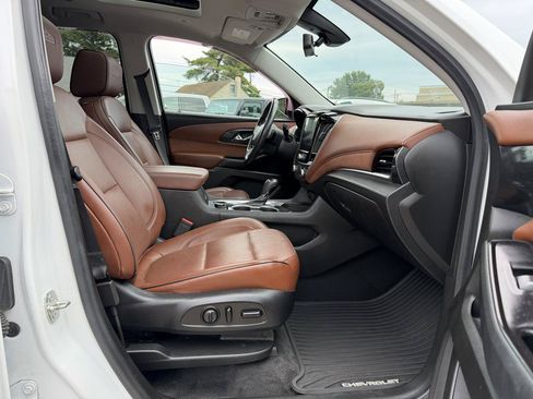 Used 2020 Chevrolet Traverse High Country AWD/4WD image 18