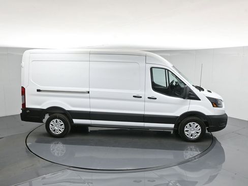New 2026 Ford E-Transit 148 Medium Roof w/ Load Area Protection Package image 48