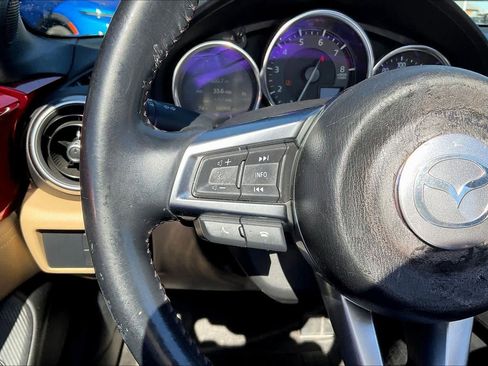 Used 2019 MAZDA MX-5 Miata RF Grand Touring image 21