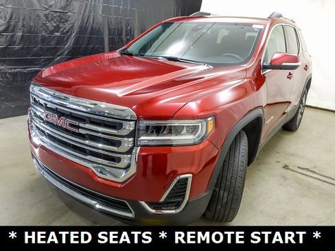 Used 2023 GMC Acadia SLE w/ Driver Convenience Package image 4