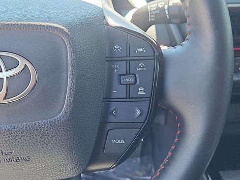 Used 2024 Toyota Prius Prime FWD image 25