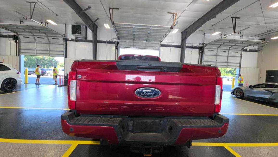 Used 2019 Ford F350 Lariat w/ Lariat Ultimate Package AWD/4WD image 5
