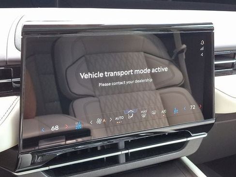 New 2026 Lincoln Nautilus Black Label AWD/4WD image 9