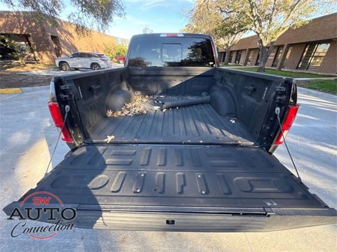 Used 2019 Ford F150 Lariat w/ Equipment Group 502A Luxury image 6